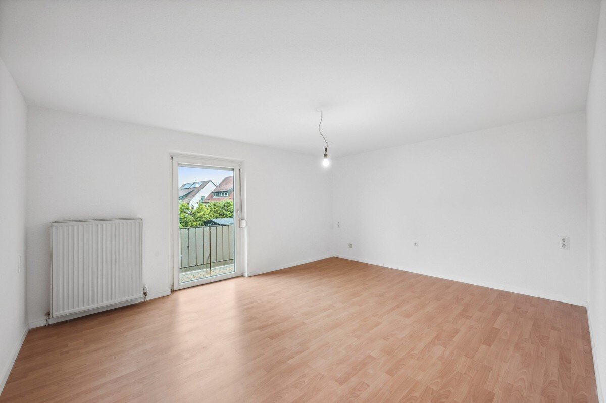 Wohnung zum Kauf 258.000 € 3 Zimmer 64 m²<br/>Wohnfläche 1. Stock<br/>Geschoss Möhringen - Nord Stuttgart 70567