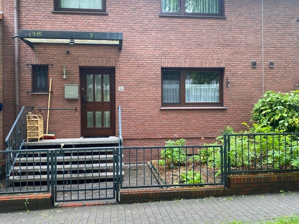 Reihenmittelhaus zum Kauf 395.000 € 6 Zimmer 219 m²<br/>Wohnfläche 232 m²<br/>Grundstück Walle Bremen 28219