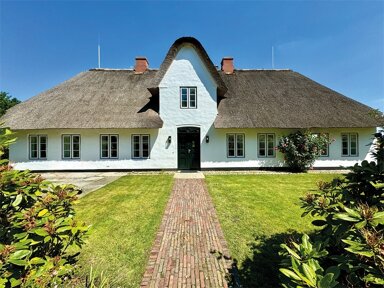 Einfamilienhaus zum Kauf 6 Zimmer 384,6 m² 5.025 m² Grundstück Morsum Sylt 25980