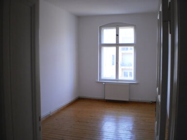 Wohnung zur Miete 1.100 € 2 Zimmer 4. Geschoss frei ab 01.05.2025 Prenzlauer Berg Berlin 10405