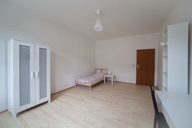 Wohnung zur Miete Wohnen auf Zeit 970 € 5 Zimmer 18 m² frei ab 04.06.2024 Elisabethstraße 4 Neuschwabing München 80796