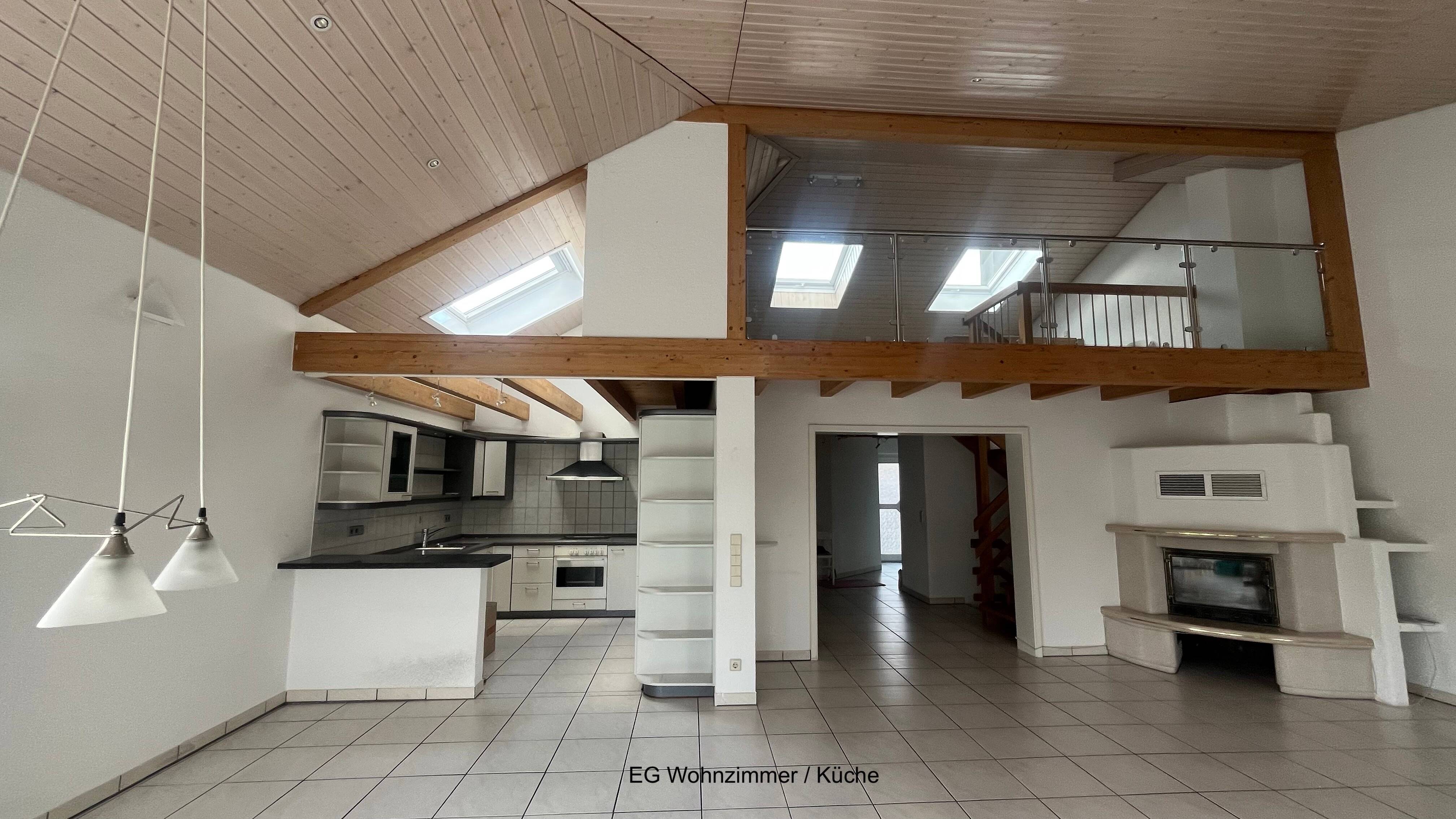 Gepflegter Bungalow mit Einliegerwohnung in ruhiger Lage (Sackgasse)