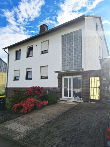 Mehrfamilienhaus zum Kauf 375.000 € 8 Zimmer 185 m² 752 m² Grundstück Großenritte Baunatal 34225