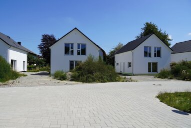 Einfamilienhaus zum Kauf Provisionsfrei 589.000 € 4 Zimmer 134 m² 415 m² Grundstück Au Illertissen 89257