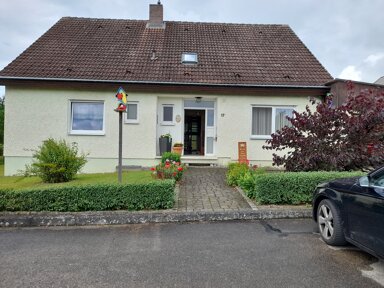 Einfamilienhaus zum Kauf 429.000 € 7 Zimmer 197 m² 742 m² Grundstück Herrieden Herrieden 91567