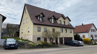 Doppelhaushälfte zum Kauf 230.000 € 8 Zimmer 140 m² 340 m² Grundstück frei ab sofort Pforzheimer Straße 47/1 Wurmberg Wurmberg 75449