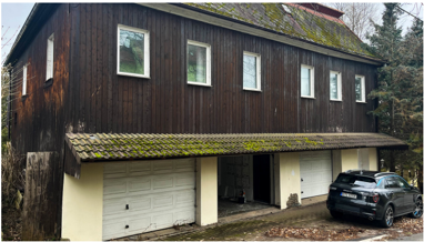 Mehrfamilienhaus zum Kauf provisionsfrei 45.000 € 7 Zimmer 300 m² 340 m² Grundstück Wiesenburg Wildenfels 08134