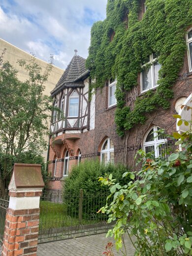 Villa zum Kauf 10 Zimmer 390 m² 1.648 m² Grundstück Tangermünde Tangermünde 39590