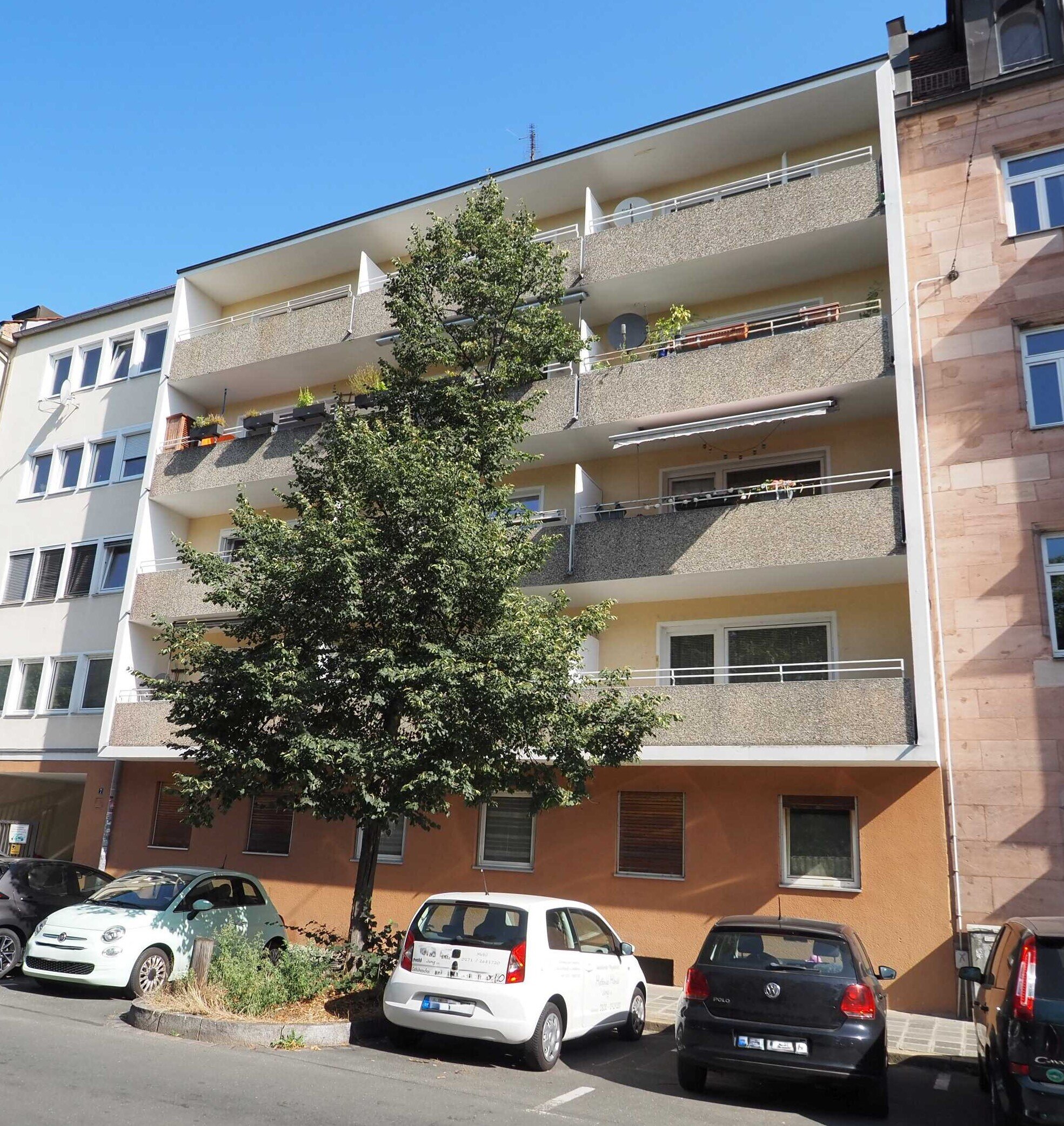 Wohnung zum Kauf 119.000 € 1,5 Zimmer 36 m²<br/>Wohnfläche 1.<br/>Geschoss Glockenhof Nürnberg 90478