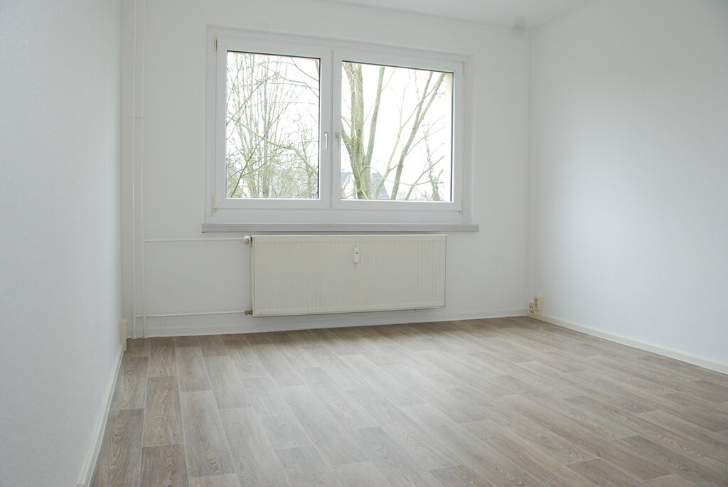 Wohnung zur Miete 223 € 2 Zimmer 39,3 m²<br/>Wohnfläche 3.<br/>Geschoss Paul-Bertz-Str. 72 Helbersdorf 613 Chemnitz 09120