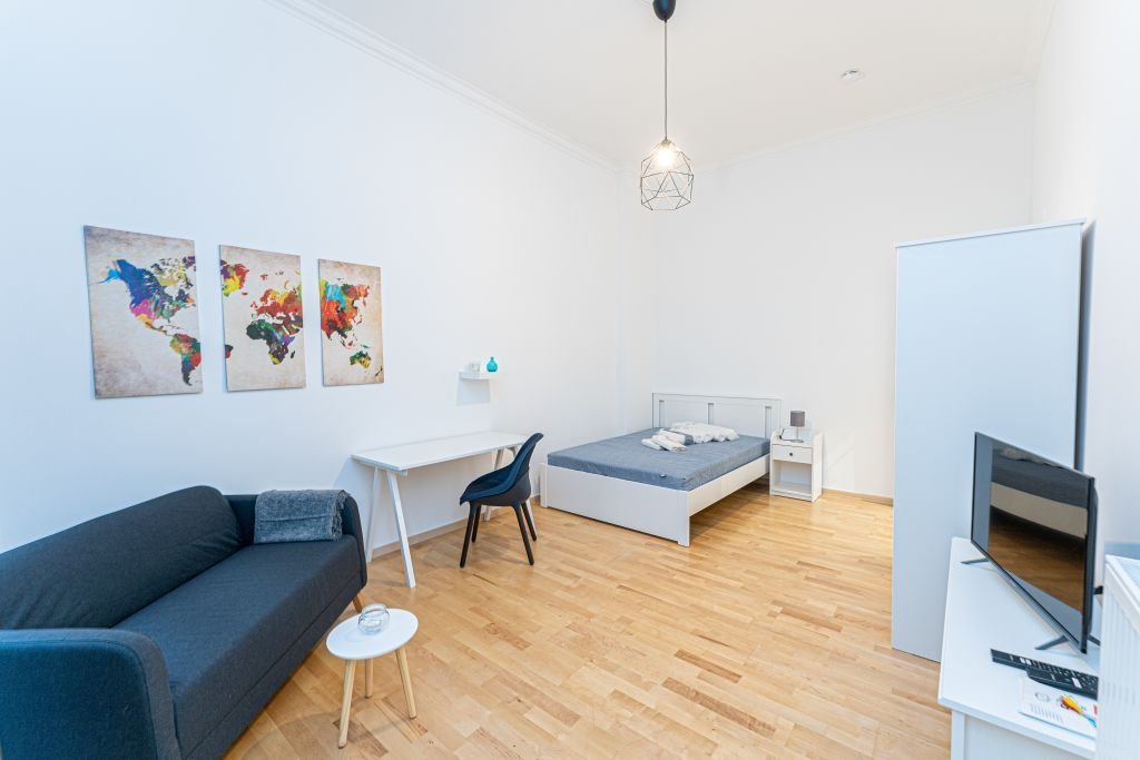 Wohnung zur Miete Wohnen auf Zeit 1.399 € 1 Zimmer 37 m²<br/>Wohnfläche 26.11.2024<br/>Verfügbarkeit Wisbyer Straße Prenzlauer Berg Berlin 10439