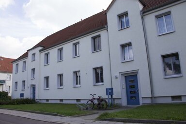 Wohnung zur Miete 308 € 2 Zimmer 50,5 m² 1. Geschoss frei ab 01.03.2025 Unter den Eichen 14 Merseburg Merseburg 06217