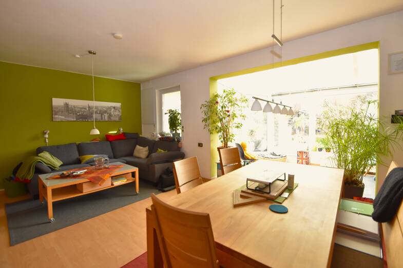 Haus zum Kauf 398.500 € 4,5 Zimmer 114 m² 261 m² Grundstück Stift Altenholz 24161