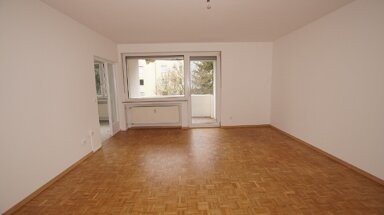 Wohnung zur Miete 750 € 3 Zimmer 87,8 m² 2. Geschoss frei ab 01.01.2025 Planungsbezirk 123 Straubing 94315