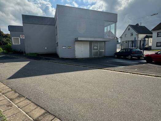 Produktionshalle zur Miete 900 € 200 m² Lagerfläche Schmelz 66839