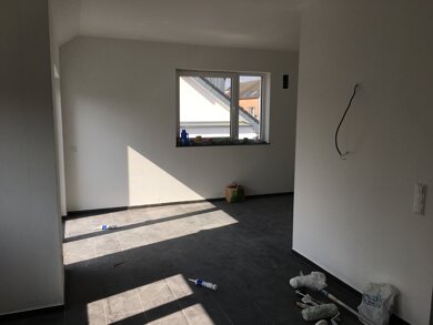 Wohnung zur Miete 550 € 2,5 Zimmer 67 m² Geschoss 2/2 Adalbert-Stifter-Str. 3 Holweide Köln 51067