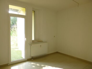 Wohnung zur Miete 320 € 2 Zimmer 64 m² 1. Geschoss frei ab sofort Greiz Greiz 07973