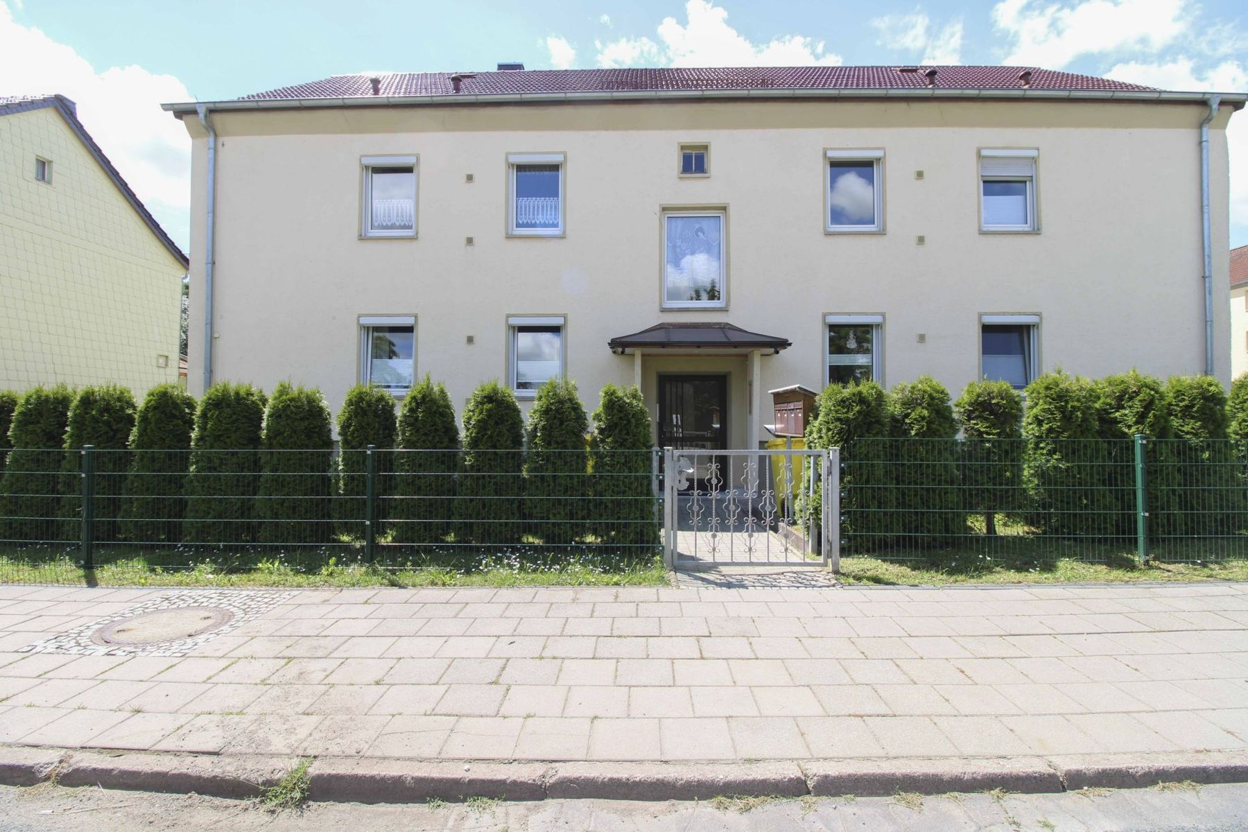 Wohnung zum Kauf 76.000 € 3 Zimmer 65,3 m²<br/>Wohnfläche 1. Stock<br/>Geschoss Kindelbrück 99638