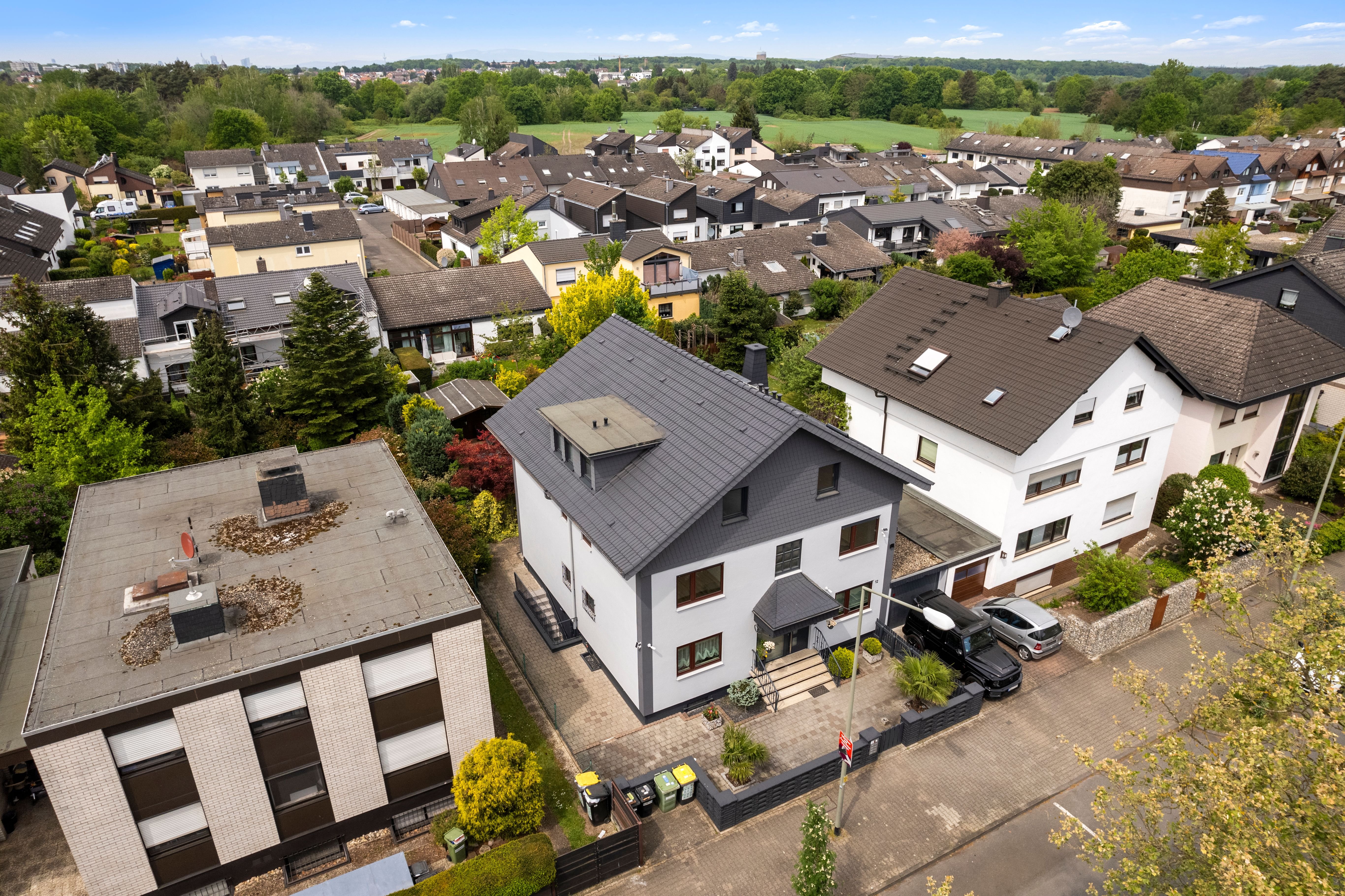 Mehrfamilienhaus zum Kauf 1.300.000 € 13 Zimmer 403 m²<br/>Wohnfläche 560 m²<br/>Grundstück Bieber Offenbach am Main 63073