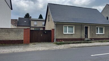 Einfamilienhaus zum Kauf 300.000 € 5 Zimmer 250 m² 2.700 m² Grundstück Kropstädt Lutherstadt Wittenberg 06889