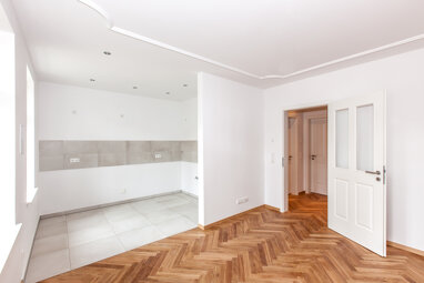 Wohnung zur Miete 511 € 2 Zimmer 61,9 m² 1. Geschoss Weberstraße 31 Werdau Werdau 08412