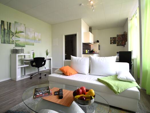 Studio zur Miete 1.295 € 2 Zimmer 41 m² Schulstraße 2 A-C Raunheim 65479