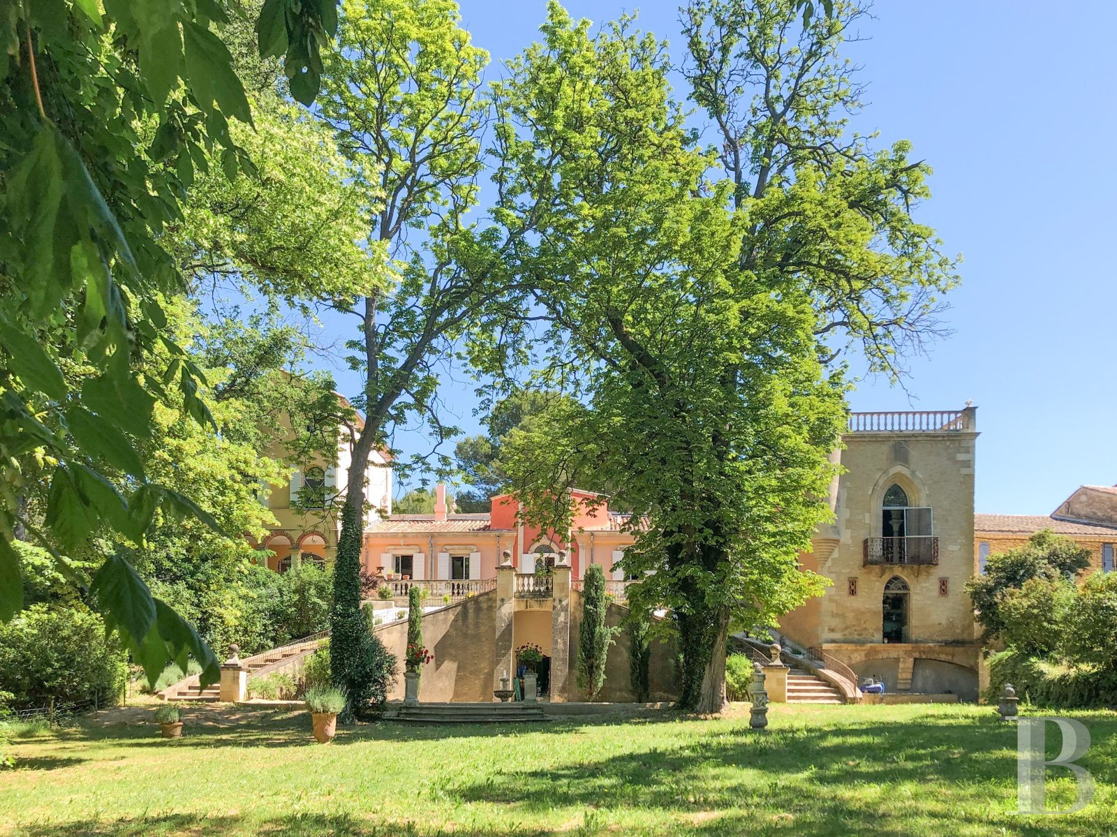 Schloss zum Kauf 1.950.000 € 8 Zimmer 650 m²<br/>Wohnfläche 65.000 m²<br/>Grundstück Plateau de Puyricard-La Trévaresse Aix-en-Provence 13090