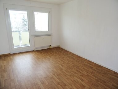 Wohnung zur Miete 325 € 3 Zimmer 60 m² 4. Geschoss frei ab sofort Werdau Werdau 08412