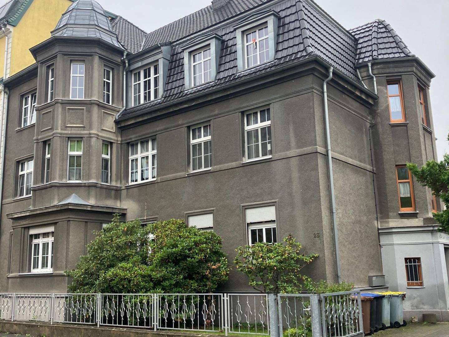 Immobilie in Zittau - saniertes 3-Familienhaus mit tollem Grundstück zu verkaufen - Bild 0