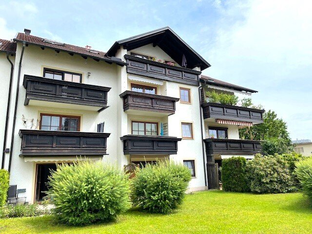 Wohnung zum Kauf 329.000 € 3 Zimmer 76,2 m²<br/>Wohnfläche 1. Stock<br/>Geschoss Traunreut Traunreut 83301