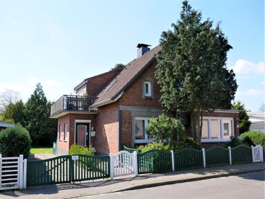 Einfamilienhaus zum Kauf 324.000 € 7 Zimmer 230 m² 950 m² Grundstück Meldorf 25704