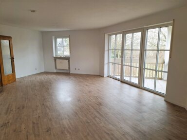 Wohnung zur Miete 750 € 3 Zimmer 75 m² frei ab sofort Pfarrer-Zielbauer-Weg 8 Geisenhausen 84144