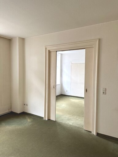 Immobilie zum Kauf als Kapitalanlage geeignet 179.000 € 6 Zimmer 127 m² Lindenau Leipzig 04177