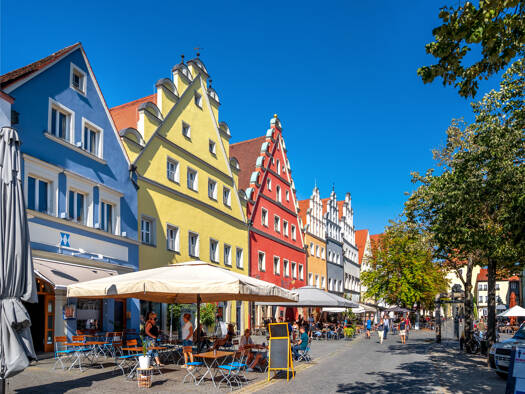 Wohnung zum Kauf - Erstbezug provisionsfrei 375.000 € 2 Zimmer 68,9 m² 2. Geschoss frei ab sofort Erhardstraße 3 Weiden Weiden in der Oberpfalz 92637