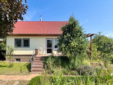 Einfamilienhaus zum Kauf 249.000 € 5 Zimmer 140 m² 885 m² Grundstück Geringswalde Geringswalde 09326