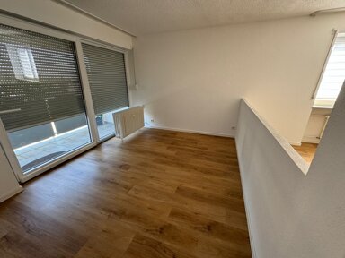 Wohnung zur Miete 600 € 3 Zimmer 87 m² 2. Geschoss frei ab sofort Grühlingstraße 60 Hühnerfeld Sulzbach/Saar 66280