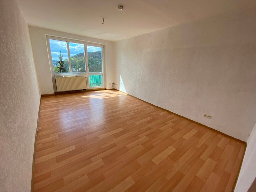 Wohnung zur Miete 366,48 € 4 Zimmer 74,7 m²<br/>Wohnfläche 5.<br/>Geschoss Karl-Marx-Straße 54 Wahlbezirk 74 Suhl 98527