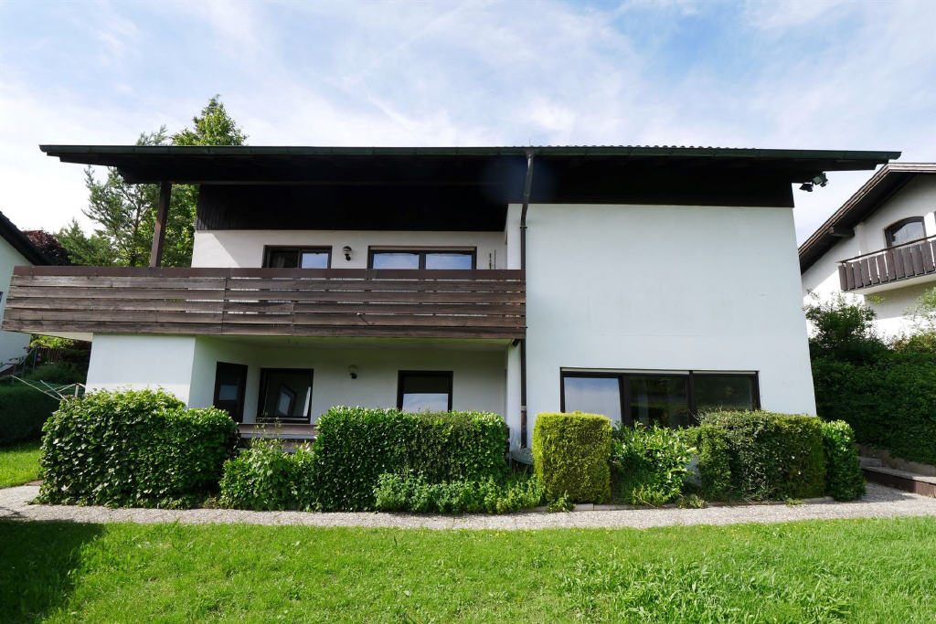 Einfamilienhaus zum Kauf 475.000 € 7 Zimmer 204 m²<br/>Wohnfläche 731 m²<br/>Grundstück Innenstadt Coburg 96450