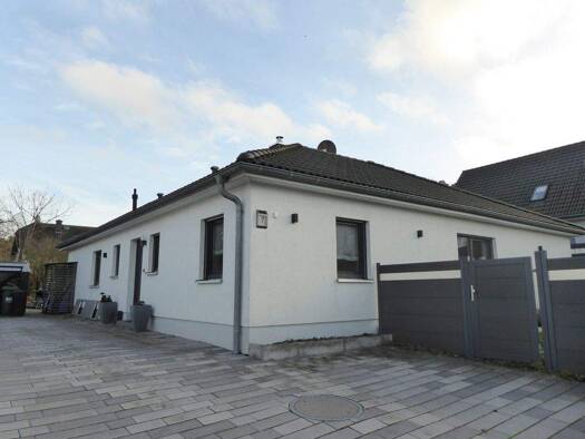 Bungalow zum Kauf 450.000 € 4 Zimmer 142 m² 550 m² Grundstück Ettingshausen Reiskirchen 35447