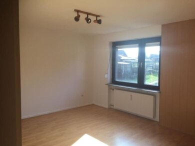 Wohnung zur Miete 525 € 3 Zimmer 105 m² 1. Geschoss Obere Str. Jühnde Jühnde 37127