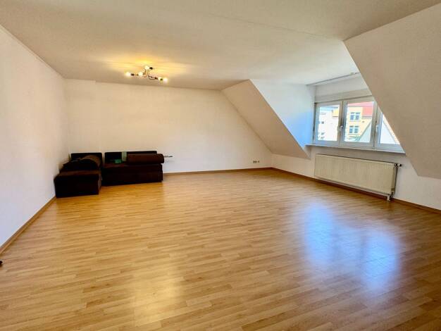Wohnung zur Miete 750 € 2 Zimmer 84 m² 2. Geschoss Hanau 63450