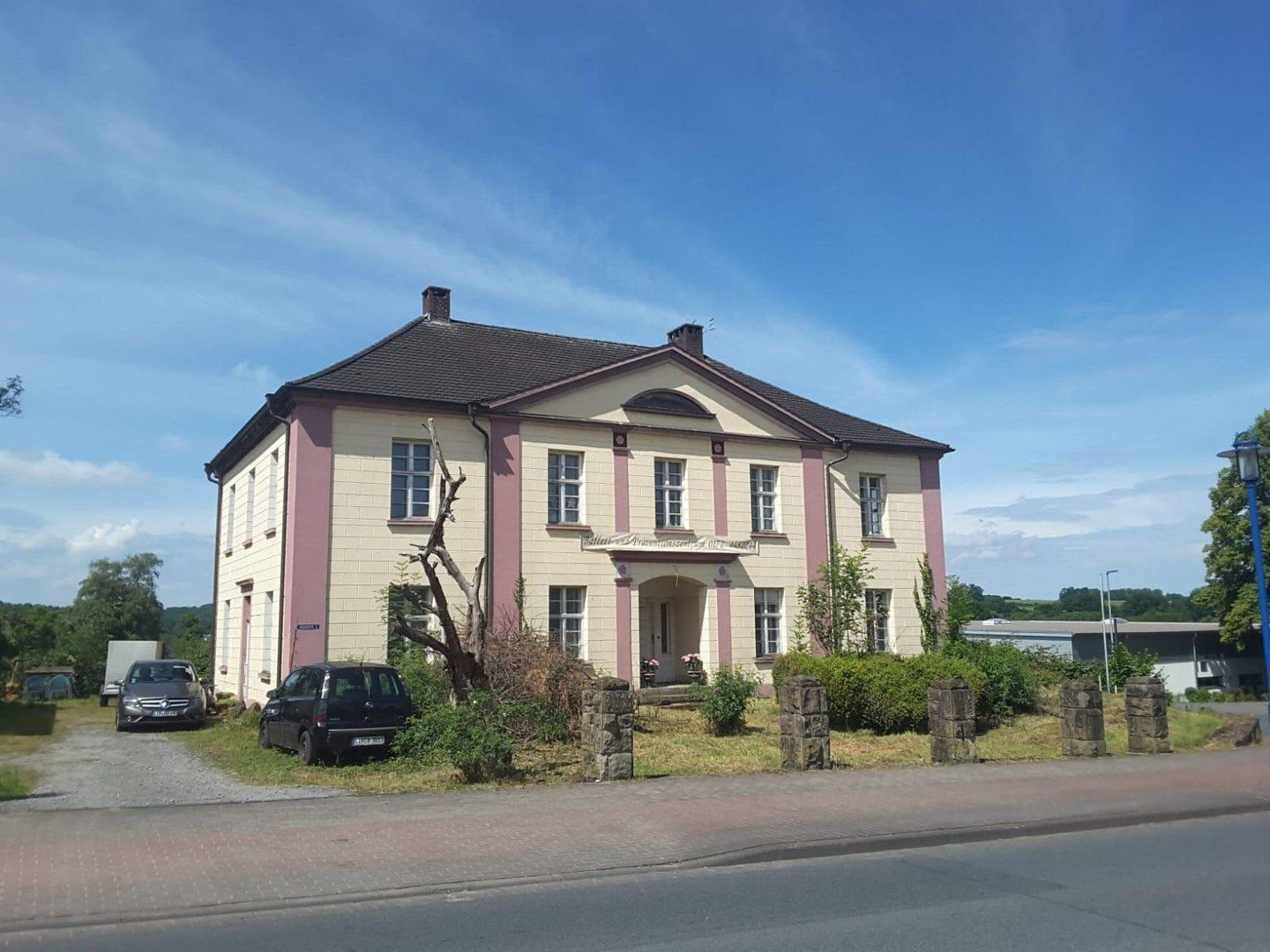 Mehrfamilienhaus zum Kauf Provisionsfrei 720.000 € 18,5 Zimmer 590 m²<br/>Wohnfläche 2.529 m²<br/>Grundstück Schieder Schieder-Schwalenberg 32816