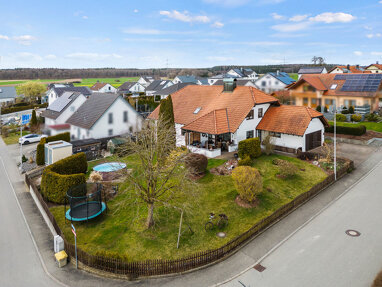 Einfamilienhaus zum Kauf 529.000 € 10 Zimmer 258 m² 968 m² Grundstück Heudorf Scheer / Heudorf bei Mengen 72516