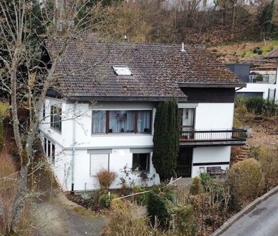 Haus zum Kauf 880.000 € 8 Zimmer 229 m² 1.501 m² Grundstück Bug Bamberg 96049