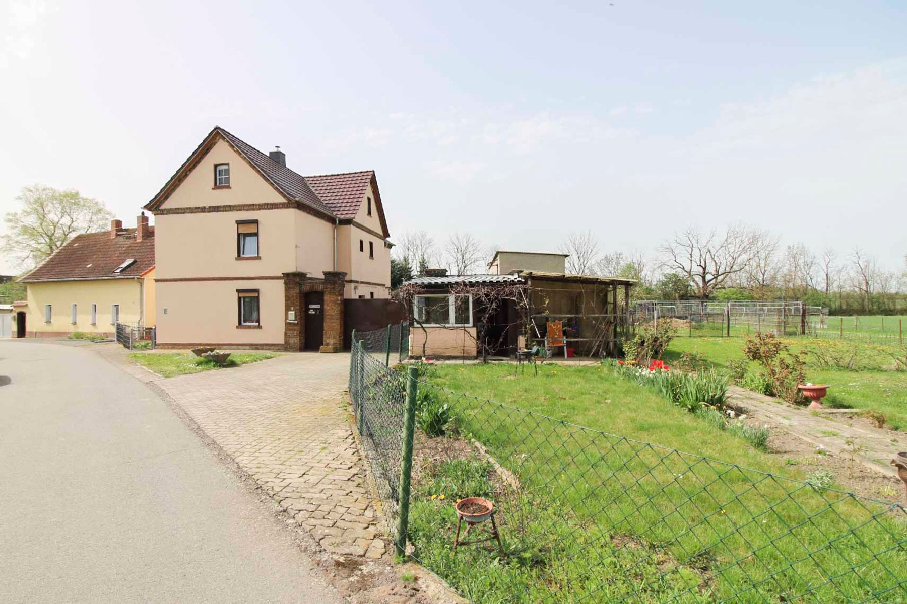 Einfamilienhaus zum Kauf 279.000 € 6 Zimmer 134 m²<br/>Wohnfläche 1.003 m²<br/>Grundstück Doberstau Wiedemar 04509
