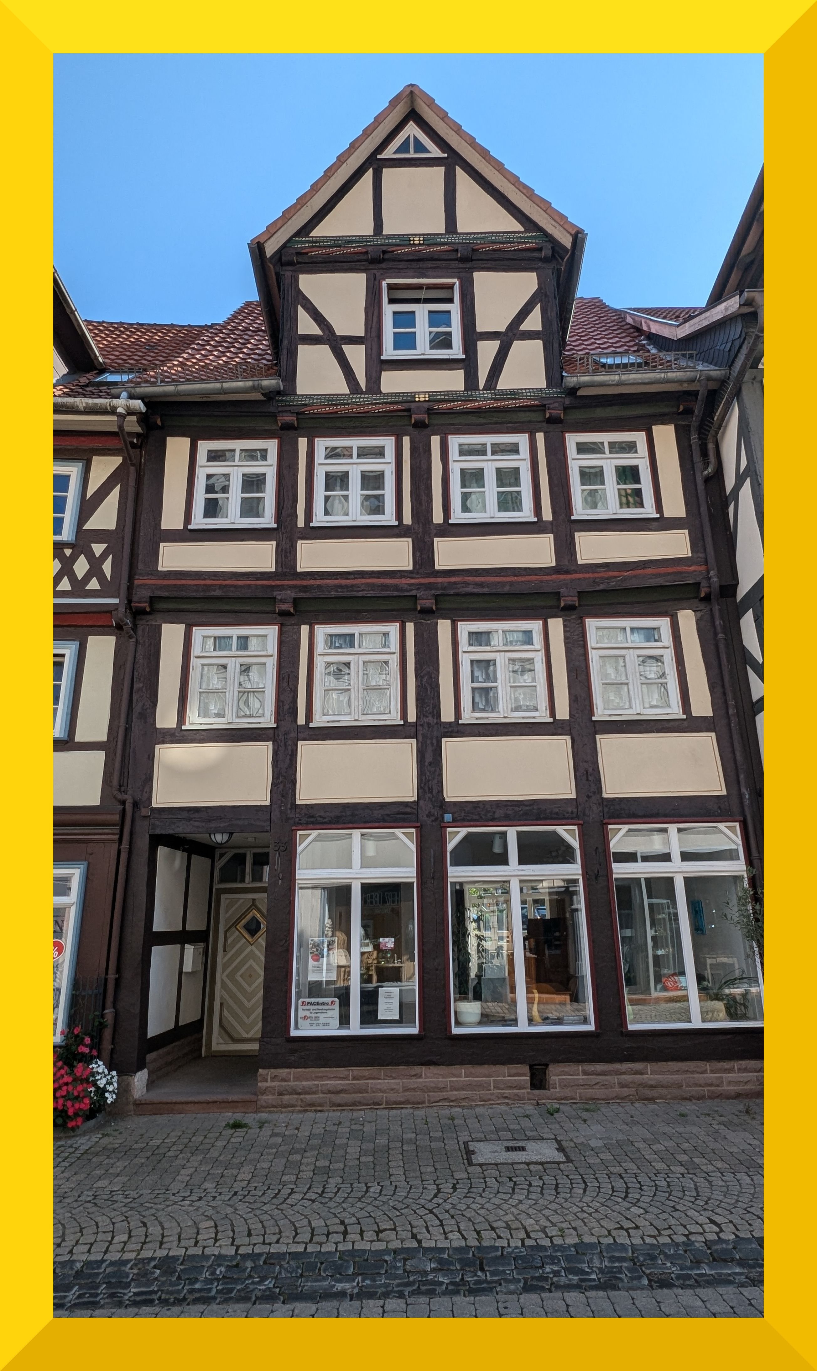 Mehrfamilienhaus zum Kauf 324.900 € 6 Zimmer 138 m²<br/>Wohnfläche 240 m²<br/>Grundstück Hann. Münden Hann. Münden 34346