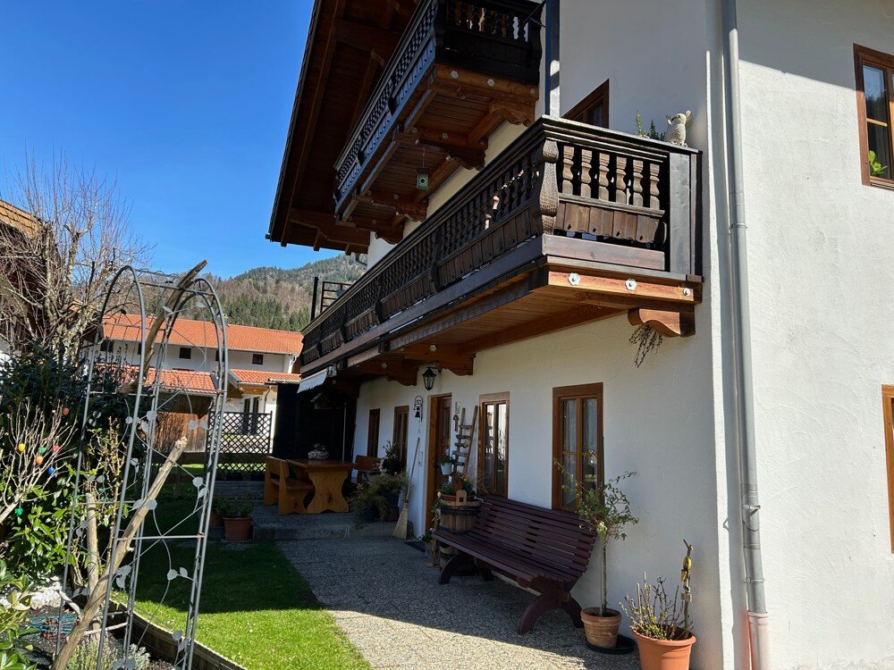 Mehrfamilienhaus zum Kauf 650.000 € 9 Zimmer 421 m²<br/>Grundstück Oberwössen Unterwössen / Oberwössen 83246