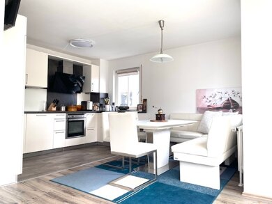 Wohnung zum Kauf 235.000 € 4 Zimmer 87,4 m² 1. Geschoss Feldstraße 8 Rollhofen Neunkirchen am Sand 91233