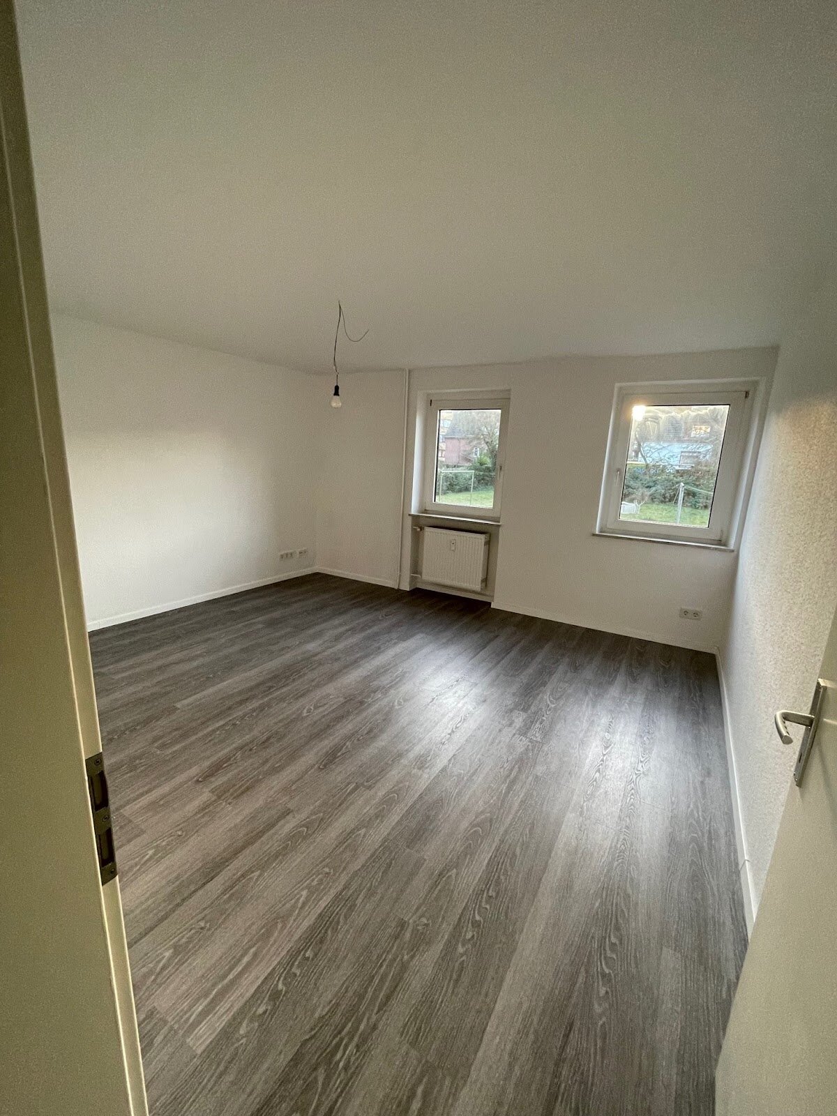 Wohnung zur Miete 279 € 1 Zimmer 34,5 m²<br/>Wohnfläche 16.07.2024<br/>Verfügbarkeit Husemannstraße 49 Hochheide Duisburg 47198