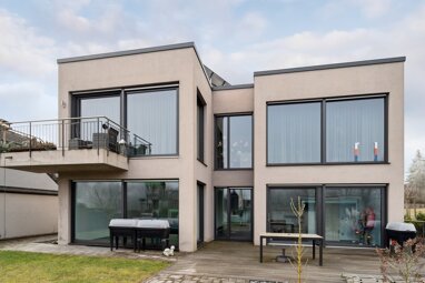 Villa zum Kauf 922.000 € 5 Zimmer 255 m² 643 m² Grundstück Speicher 54662